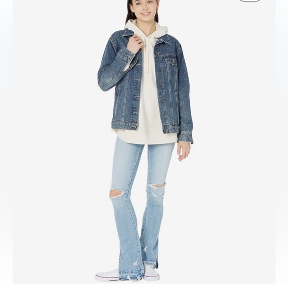 NWT•BLANK NYC Hoyt•High Rise•Mini Flare•Rip Knees Side SlitReleased Hem•Size 25 - Picture 5 of 8